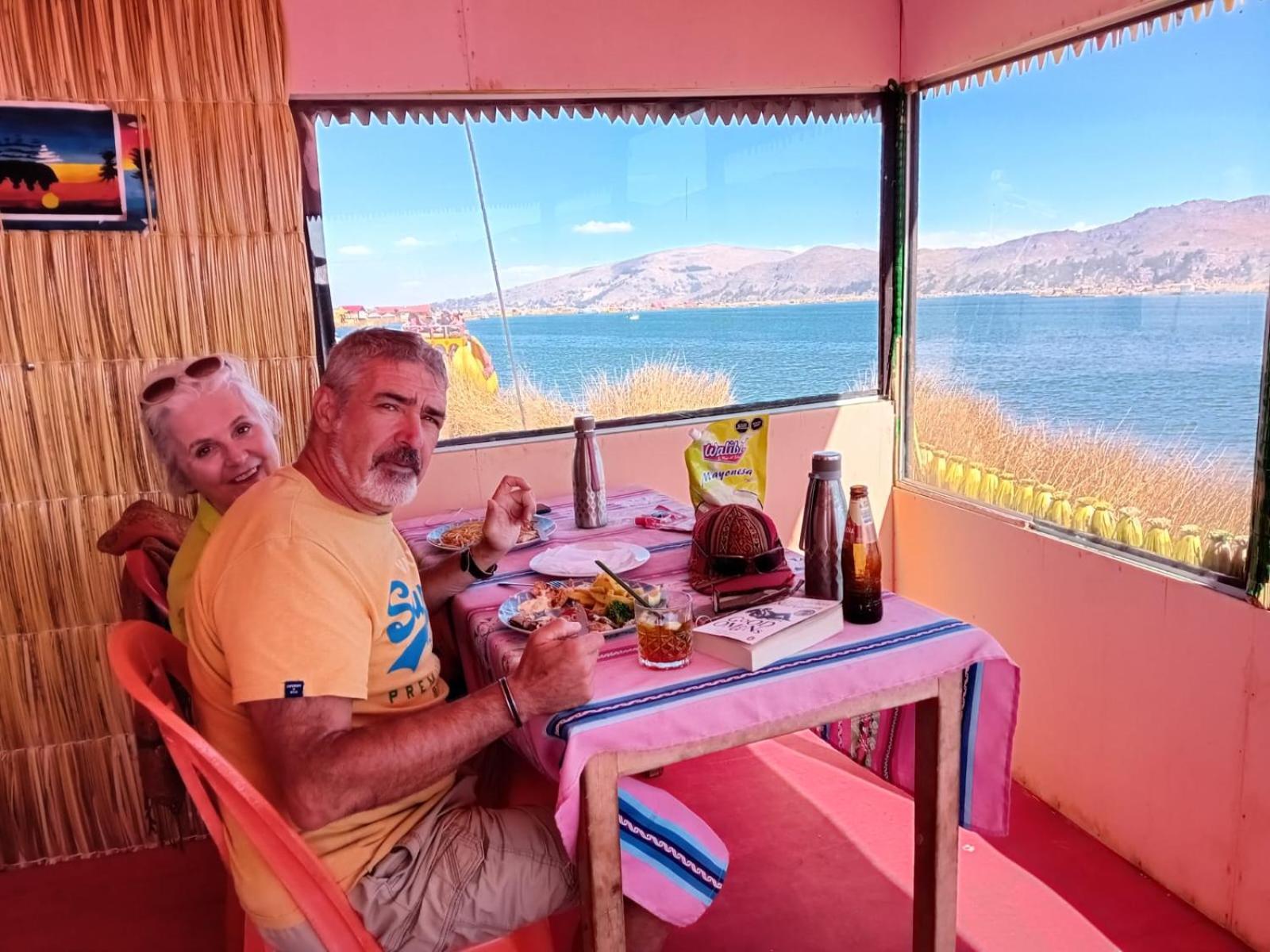 Urosfood & Titiqaqa Lodge Pokój zdjęcie