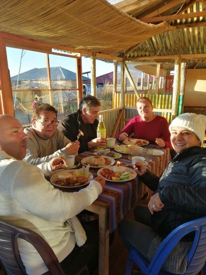 Urosfood & Titiqaqa Lodge Zewnętrze zdjęcie